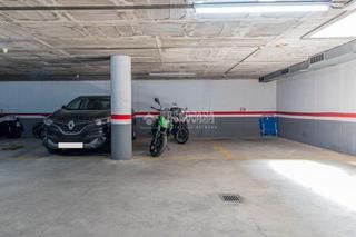 Autoparkplatz in El Coll. Boxplaza de garaje en venta en sant cugat del vallès