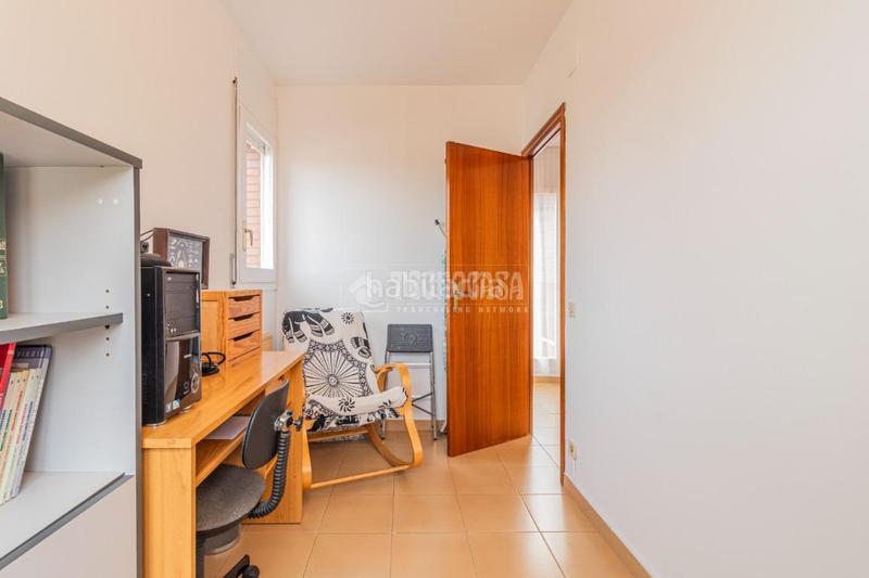 Foto 6b21f404-692d-45bf-b98c-e86bff309c3a. Maison jumelée avec chauffage parking dans Sant Domènec Sant Cugat del Vallès