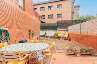 Doppelhaus in Sant Domènec. Casa en venta en sant cugat del vallès