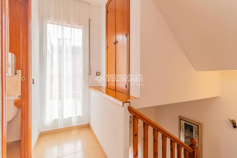 Foto d8c6dd18-15bb-4baf-8cc6-223a9590cccc. Maison jumelée avec chauffage parking dans Sant Domènec Sant Cugat del Vallès