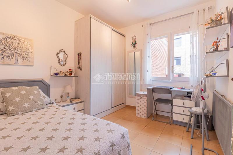 Foto e33e6f05-8504-4257-95b2-5b564a3a2ad6. Maison jumelée avec chauffage parking dans Sant Domènec Sant Cugat del Vallès