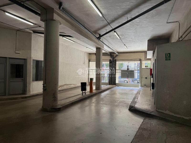 Foto 482b8e88-be92-489a-ae56-b60311521997. Posto auto in Centre - Estació Sant Cugat del Vallès