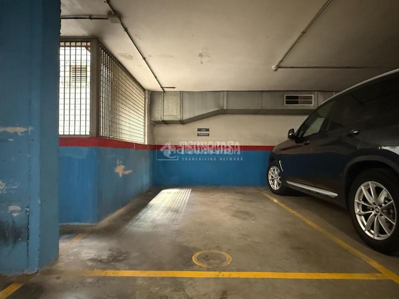 Foto c478d4bd-e210-47f2-890f-5a4f3cdbbb4f. Posto auto in Centre - Estació Sant Cugat del Vallès