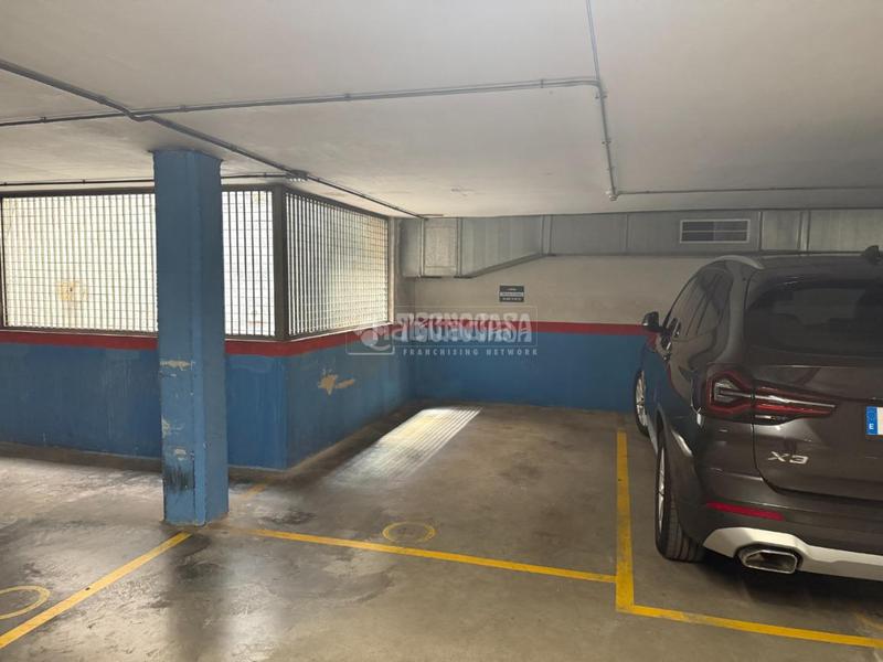 Foto eb2dabc5-a94a-4003-8370-a4c5cc84cd4b. Posto auto in Centre - Estació Sant Cugat del Vallès