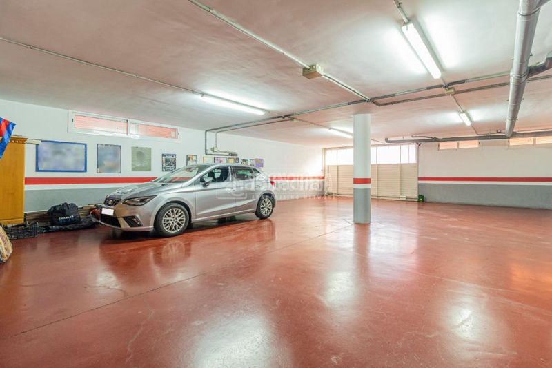 Foto 4b7a89a8-6ec2-4f0f-8127-a857322b6d15. Casa amb calefacció aparcament a Mira-sol Sant Cugat del Vallès