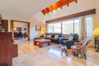 Maison à Mira-sol. Casa en venta en sant cugat del vallès