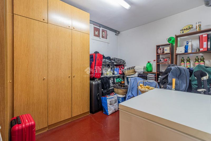 Foto fae59f76-b65f-4824-8510-2ad55a429fb5. Casa amb calefacció aparcament a Mira-sol Sant Cugat del Vallès