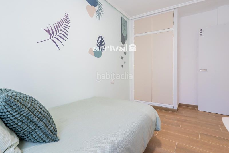 Foto a5e1e56e-01e7-40d6-ba2e-ba550a33f7dd. Pis a L´Illa Perduda Valencia