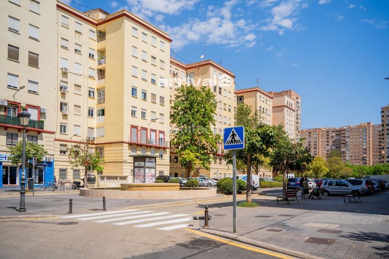 Foto dfe17a68-4ab6-49dc-b80f-1e0259e8b531. Pis a L´Illa Perduda Valencia
