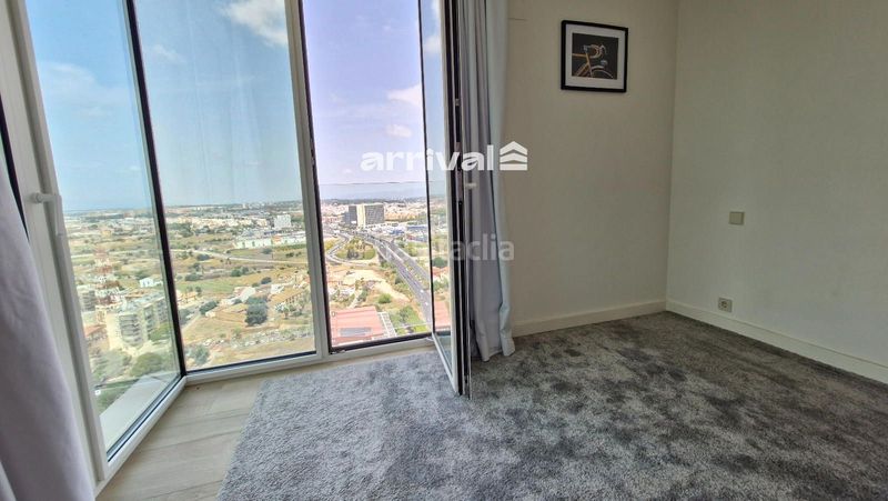 Foto 615eb0e2-324d-4647-a82d-d72bf2e2d168. Rent flat with heating parking pool in Sant Pau Valencia