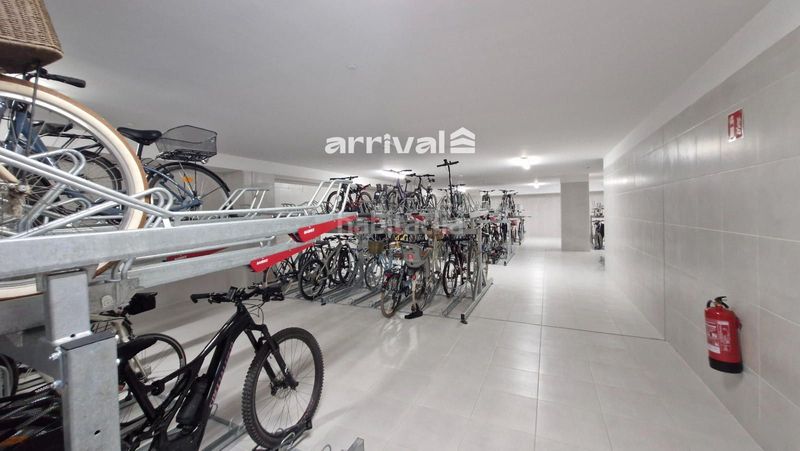 Foto ad53cca6-38f9-4a06-ab23-ed50f2b7c006. Rent flat with heating parking pool in Sant Pau Valencia