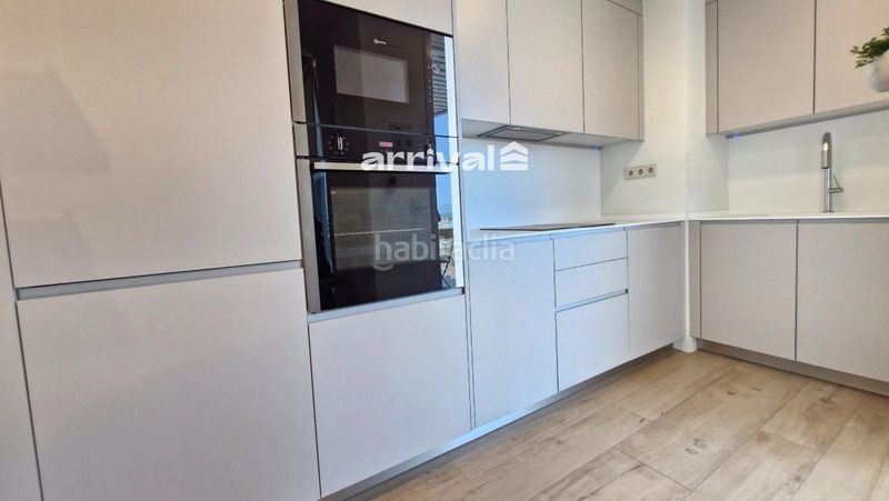 Foto cf562fb7-ab49-49fc-88e9-8a879cd5a637. Rent flat with heating parking pool in Sant Pau Valencia
