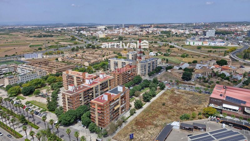 Foto f9ecfbf5-42c6-47dd-8f09-6c0bc4021b09. Rent flat with heating parking pool in Sant Pau Valencia