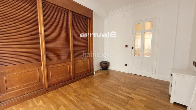 Foto 2f2dacf5-0606-45ae-8787-156a25ad6056. Rent flat in La Petxina Valencia