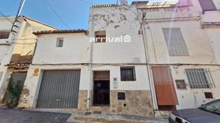 Casa  Pista. Casa independiente en pedralba