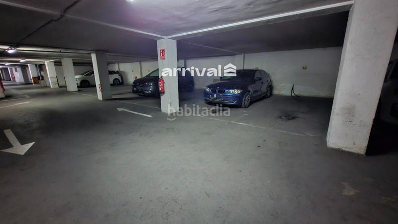 Foto 40efc3e1-d9f9-4f1e-ad9d-9d2f6b7fccc5. Aparcament cotxe a La Creu del Grau Valencia