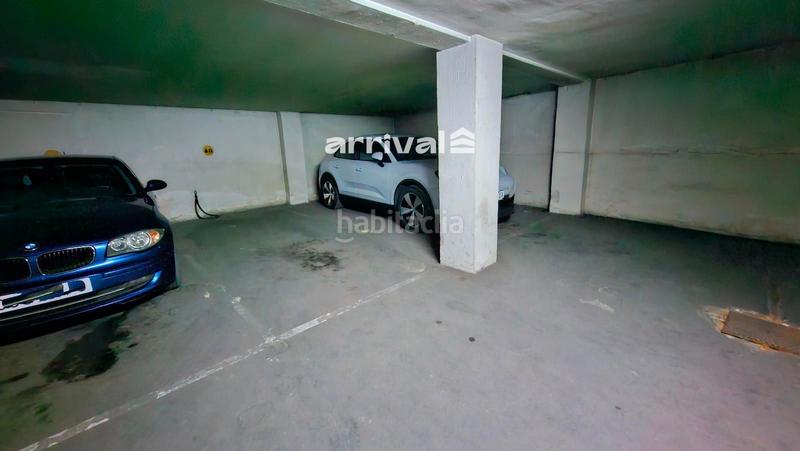 Foto 8ecf8690-be10-4b57-9406-a9d0f614ff4a. Aparcament cotxe a La Creu del Grau Valencia