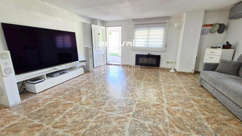 Foto 09c875a1-1e52-4c0a-a25d-153f94ddfba9. Chalet mit pool in La Cañada Paterna