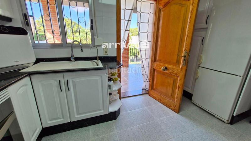 Foto 3b240f2d-7b11-4b54-bf96-653715aaed35. Chalet mit pool in La Cañada Paterna