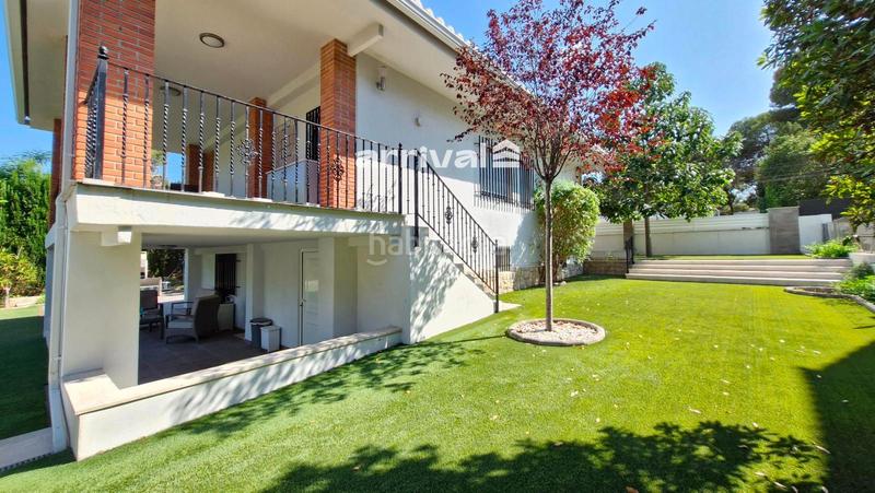 Foto 82b86fe8-76a5-4aa4-9c8e-f4a04cff2746. Chalet mit pool in La Cañada Paterna