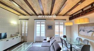 Flat  Dama de elche. Vivienda reformada en finca clásica zona av. del puerto