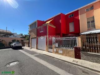 Casa aparellada  C. azorín. Casa en venta en miguelturra