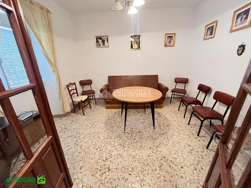 Foto 3053202d-caa0-43f2-9a8b-d4a2a170c9d5. Casa aparellada a Pozuelo de Calatrava