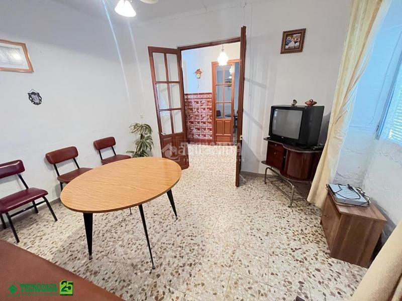 Foto 6fb77b42-fa8d-421e-9d73-d4f4be800914. Casa aparellada a Pozuelo de Calatrava