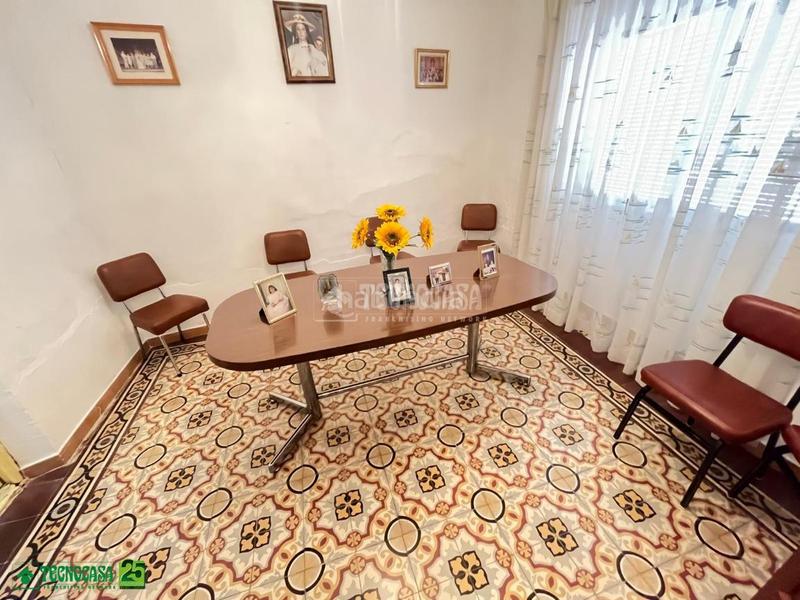 Foto b0ed3ea2-c4c4-4320-a345-e950d0ae0de8. Casa aparellada a Pozuelo de Calatrava