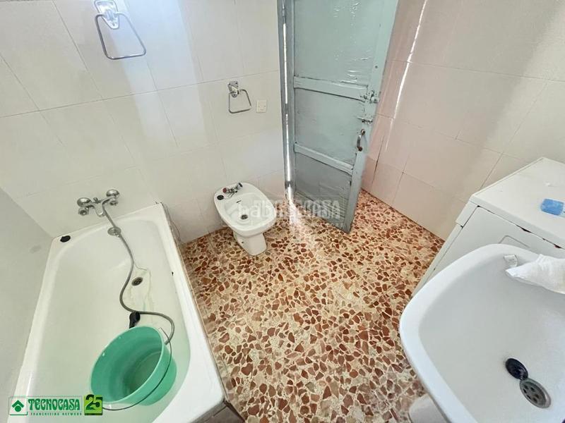 Foto cecfe742-c556-4d50-9445-942969b6f675. Casa aparellada a Pozuelo de Calatrava