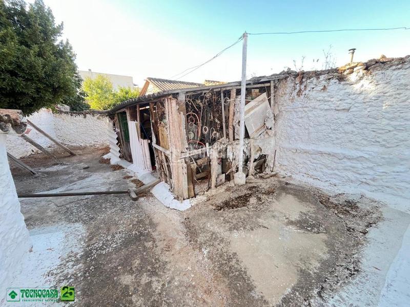 Foto db7a977e-ab12-4180-8b75-db1dbd78aeaf. Casa aparellada a Pozuelo de Calatrava