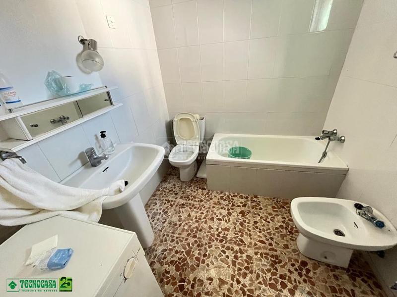 Foto e964abf5-02ce-4cb9-a6e3-b90897d78e37. Casa aparellada a Pozuelo de Calatrava