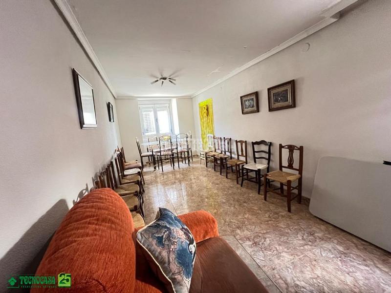 Foto 02c952cb-ef92-43ec-9e7b-e6aa5f4bd416. Maison jumelée dans Miguelturra