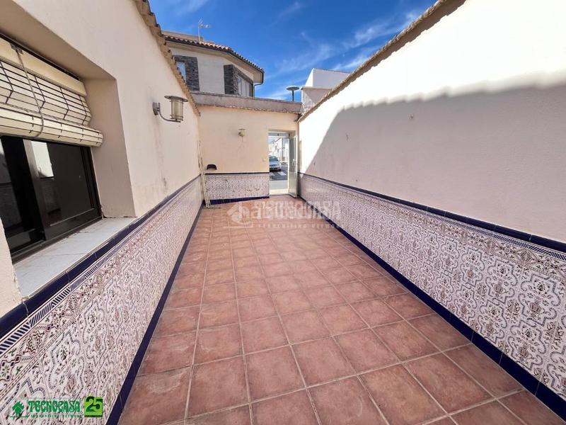 Foto e73878dd-1386-43e3-861b-f7804074a99e. Maison jumelée dans Miguelturra