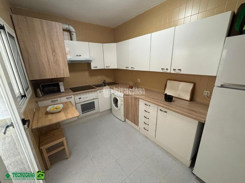 Foto f5cebad2-8c96-4a1c-b18b-6095ed2f97f6. Piso  en venta en Almagro