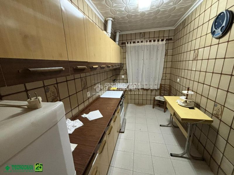 Foto 20ed5b7a-fd15-4d5c-a060-5fae7056a73e. Casa aparellada amb calefacció a Almagro