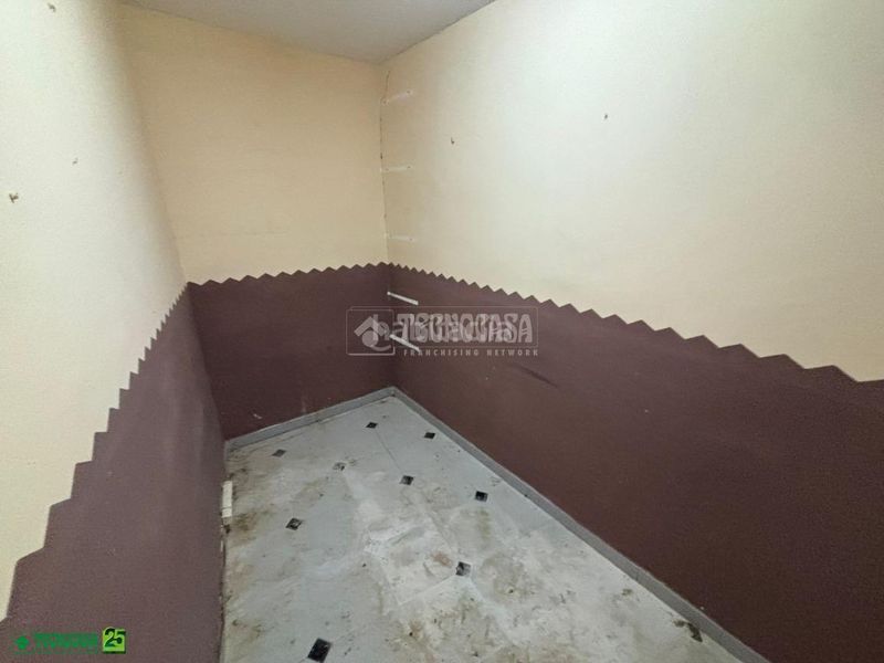 Foto f48c521f-27b2-4b6c-835e-033055f702d0. Casa aparellada amb calefacció a Almagro