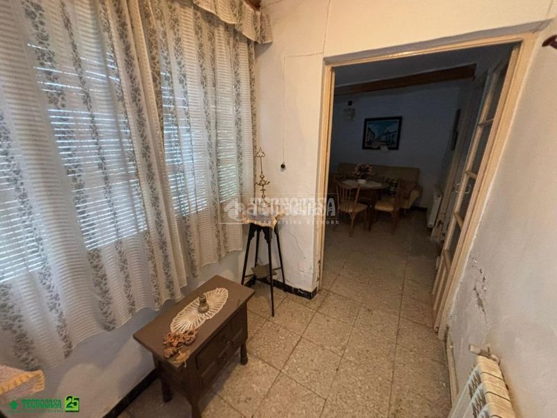 Foto 58a5ce69-838f-4bed-99ea-d9a5f263084c. Casa aparellada amb calefacció aparcament a Almagro
