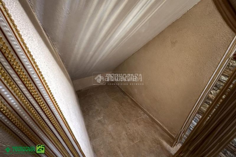 Foto 3a9abd7f-682e-44f6-9ed5-6915890d9ee1. Casa aparellada a Bolaños de Calatrava