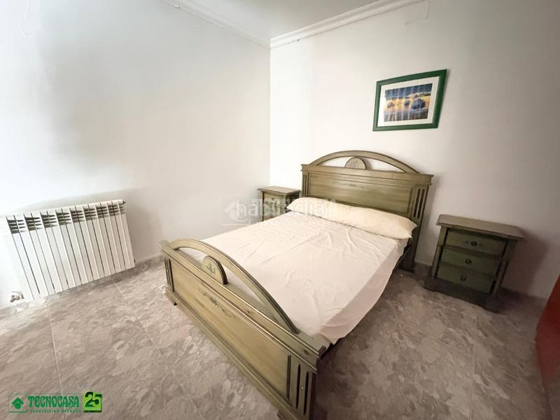 Foto 0a199784-5c29-4470-8ffd-fed3f97c1500. Casa aparellada a Almagro