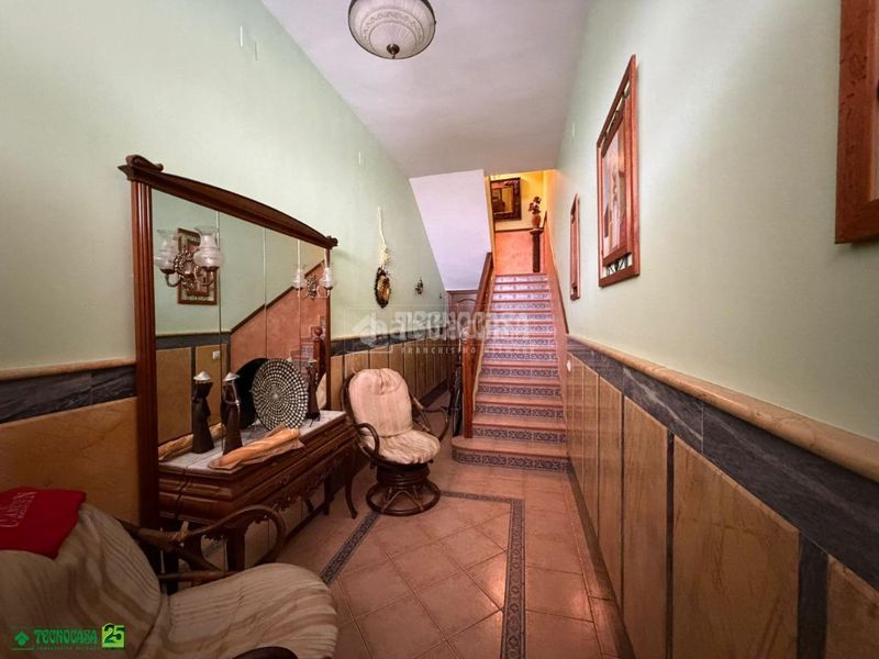 Foto 76cc00fa-5c3c-4160-9dd3-f31aae300643. Casa amb calefacció a Almagro