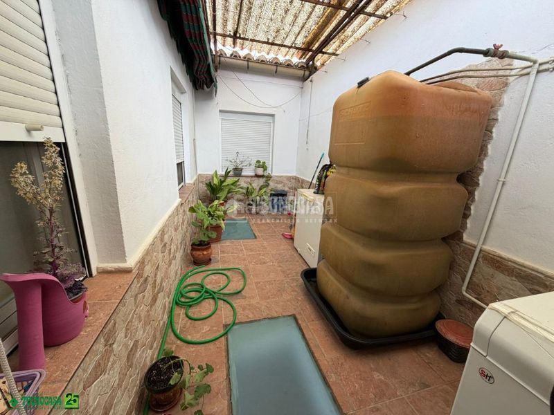 Foto bbeea680-474a-413b-9540-b6d9b7a9e493. Casa amb calefacció a Almagro