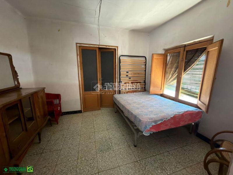 Foto 5d8748c0-72fa-44ae-842a-efcf4d566038. Casa aparellada amb calefacció a Bolaños de Calatrava