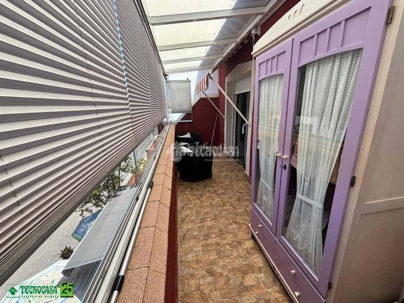 Foto 9f2719c9-f78a-4e6a-924e-b5ca4d53e5fc. Casa aparellada a Bolaños de Calatrava