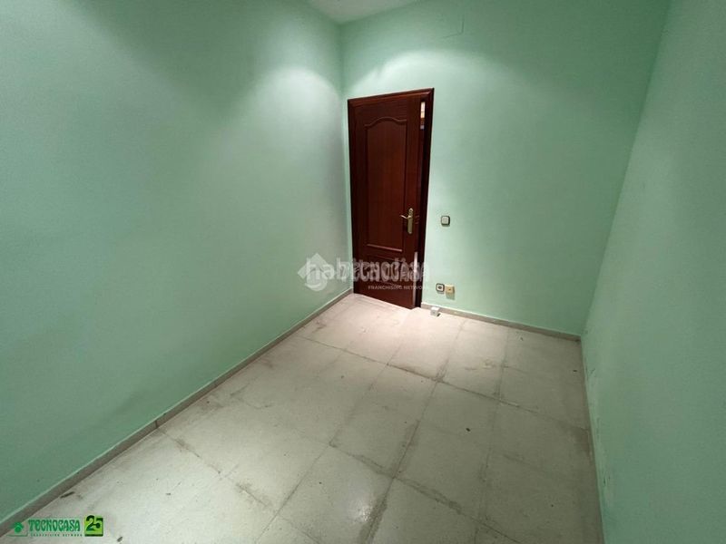Foto 32d6aa16-6888-4a54-bf60-f830b6236fca. Casa aparellada a Centro Puertollano