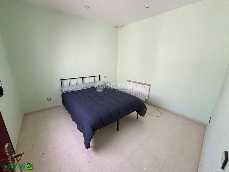 Foto f80c69af-464e-4bdb-b25d-b5e67f1dba0b. Casa aparellada a Centro Puertollano