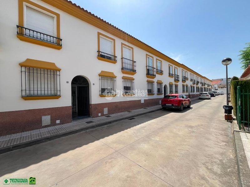 Foto 07adcf2c-3d53-45bd-b479-6793dc478005. Maison jumelée avec chauffage parking piscine dans Miguelturra