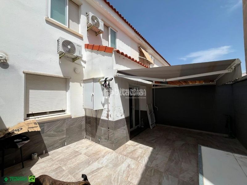 Foto cf12d387-209a-4a19-92b0-dac5b8c91cc7. Maison jumelée avec chauffage parking piscine dans Miguelturra