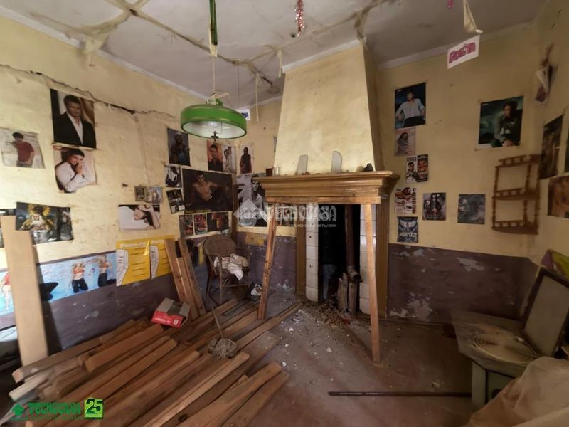 Foto 76c45e3e-6e75-40ac-a7c6-4a556e9658c2. Casa aparellada a Bolaños de Calatrava
