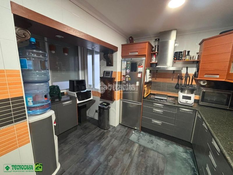 Foto 12df3cb7-eca3-4265-aed3-d9727e273195. Piso  en venta en Almagro